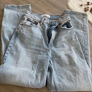 Abercrombie curve love 90s high rise straight jeans- 25 short